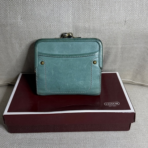 Coach Legacy Kisslock Vachetta Teal Leather Wallet - Picture 2 of 8